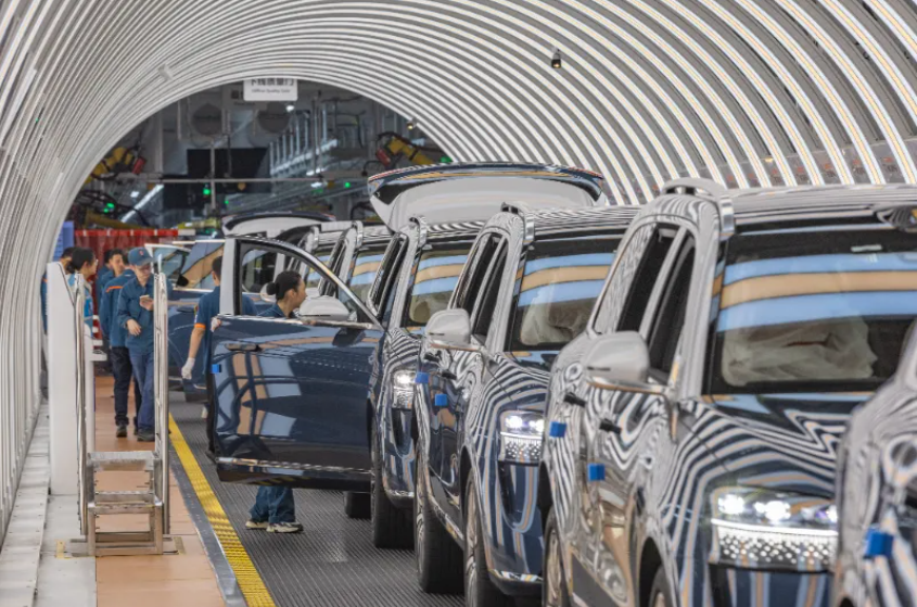 我國新能源汽車8月銷量110萬輛 占新車總銷量的44.8%_北京中汽四方會(huì)展有限公司