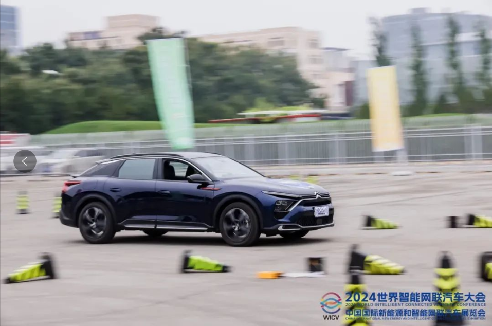 斬獲2項(xiàng)優(yōu)秀駕駛操控獎(jiǎng)！雪鐵龍凡爾賽旅不凡閃耀2024全國智能駕駛測試賽（總決賽）_北京中汽四方會(huì)展有限公司